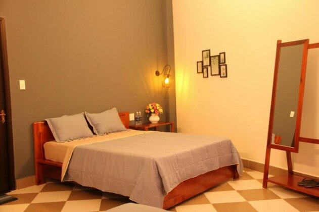 Queenie House - Photo2