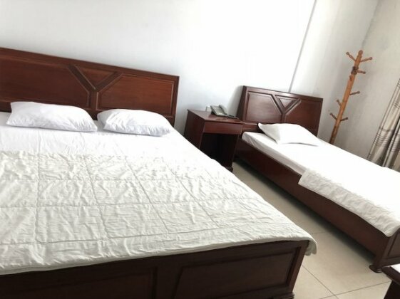 Thinh Phuong Nam Hotel - Photo2
