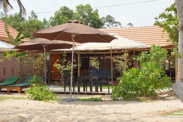 Gold Sand Beach Bungalow - Photo3