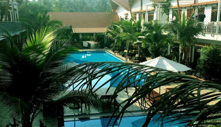 Camellia Resort & Spa