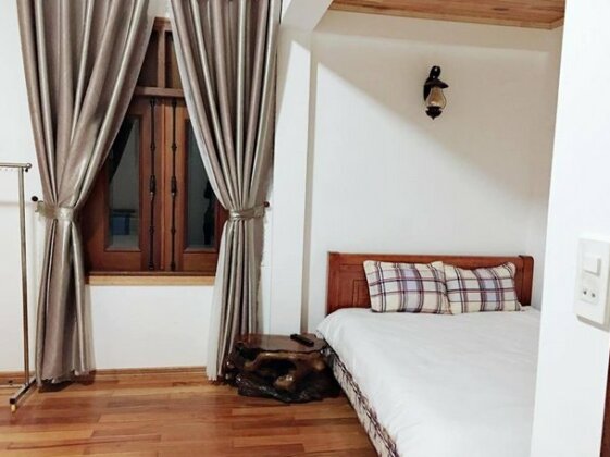 At house - Photo4