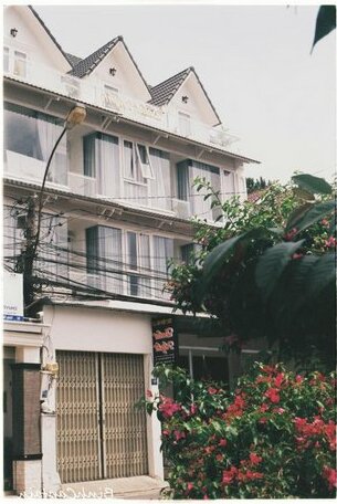 Photo 4
