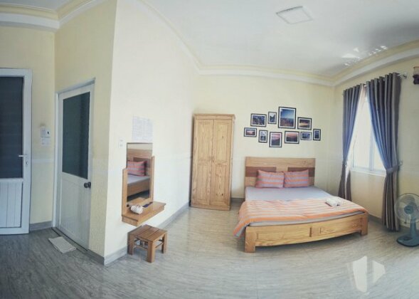 Photo 4