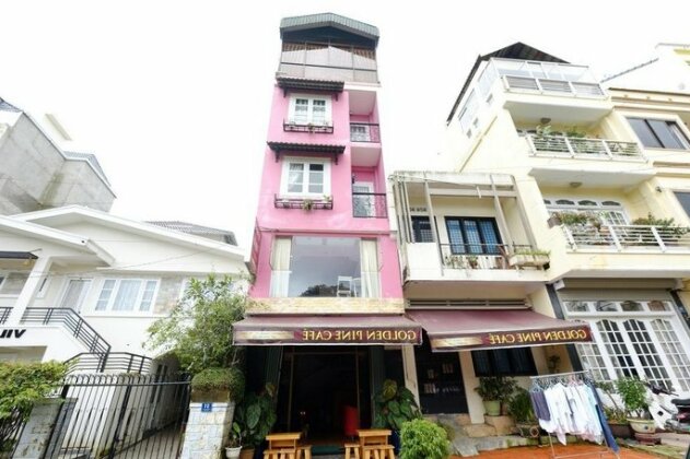 Golden Pine Hotel - Photo2