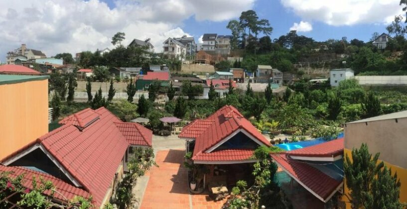Hoa Chuong - Photo5