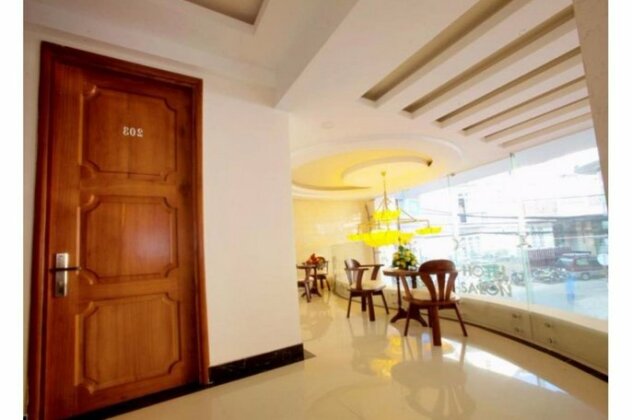 Isana Hotel - Photo4