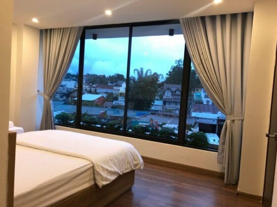 Ivy Hotel Da Lat - Photo2