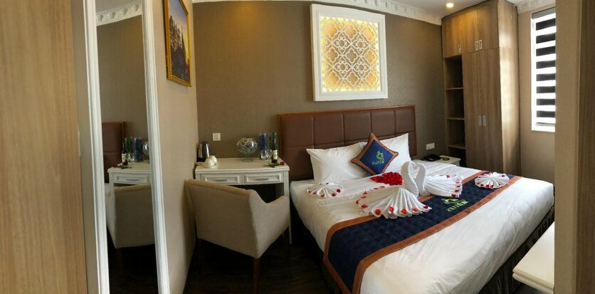 Pinus Hotel - Photo3