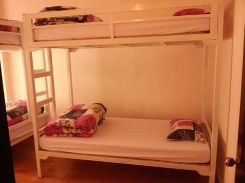 Tiny Tigers Hostel - Photo2