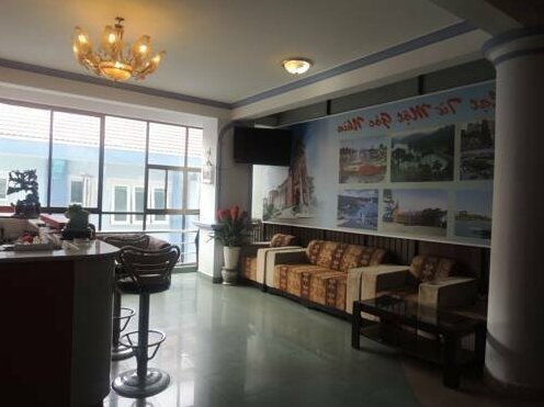 Y Lan Hotel - Photo2