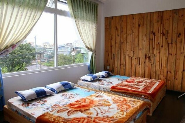 Zodiac House - Photo2