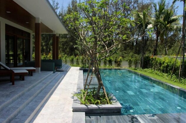  Photo 1