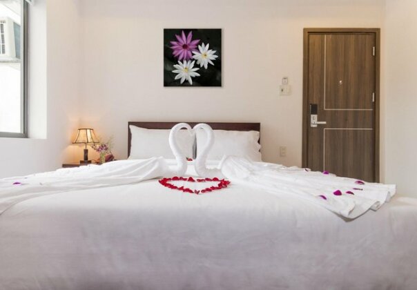 Azure Hotel Da Nang - Photo5