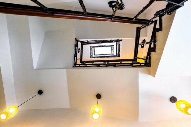 Cat House Da Nang - Photo2