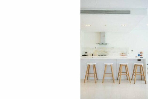 Clean & Quiet Villa - Photo2