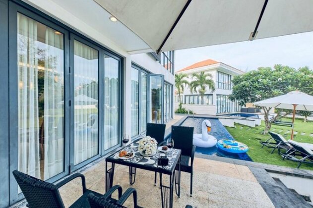 EmblemSea Luxury Villas - Photo2