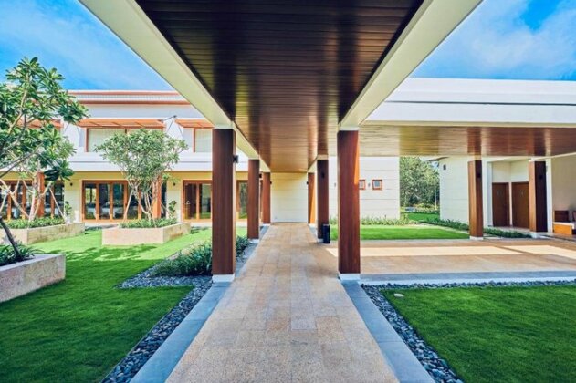 EmblemSea Luxury Villas - Photo3
