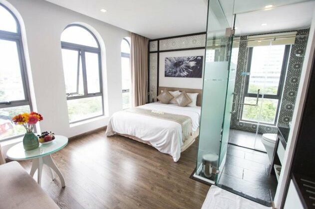 Flora Hotel & Residence - Photo2