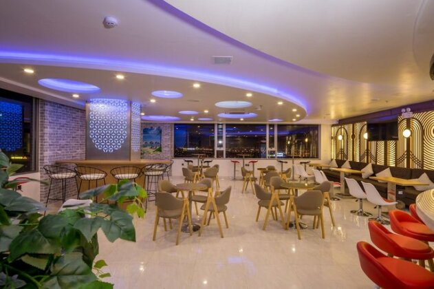Grand Jeep Hotel Danang - Photo2