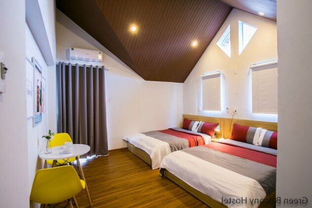 Green Balcony Hostel and Coffee Da Nang - Photo2
