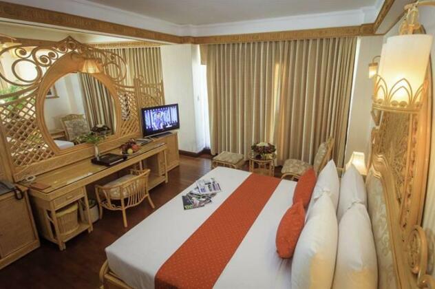 Green Plaza Hotel - Photo5