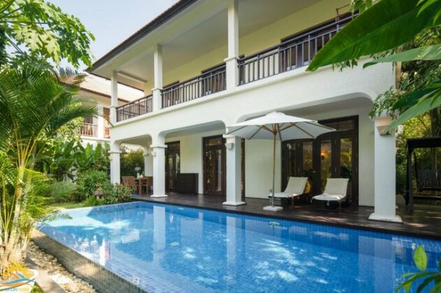 Minh Villas - Private Pool 6 Adults 3 children