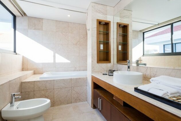 Ocean Luxury Villas Danang - Photo5