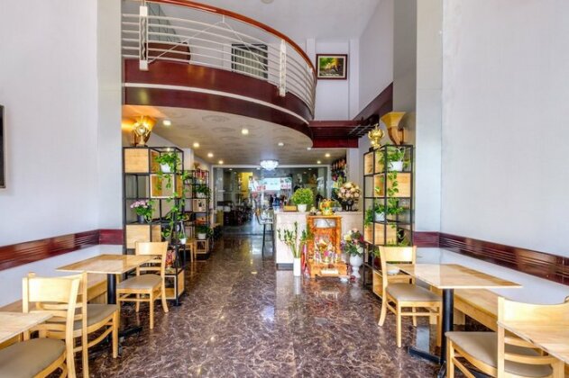 OYO 116 COOP'S Hotel & Apartments - Photo3