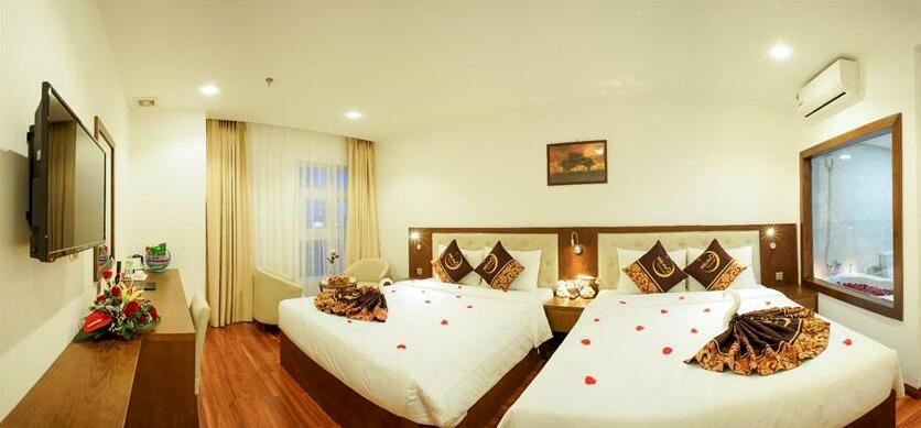 OYO 157 Centre Hotel - Photo5