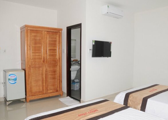 OYO 401 Quoc Cuong 1 Hotel - Photo2