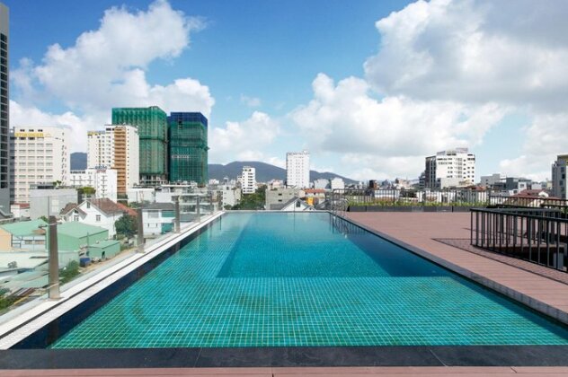 OYO 541 Maple Suite Hotel - Photo4