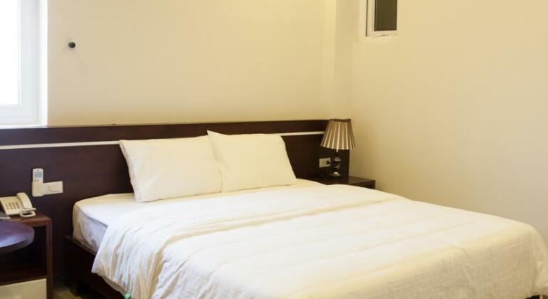 Phuong Linh Hotel - Photo2