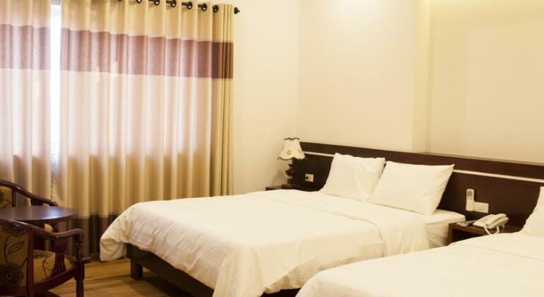 Phuong Linh Hotel - Photo4