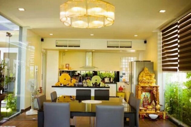 Riverside Villa Homestay - Photo2