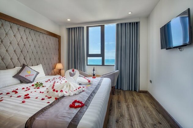 Royal Charm Hotel - Photo2