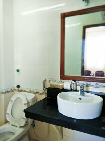 Sun Moon Hotel & Hostel - Photo2