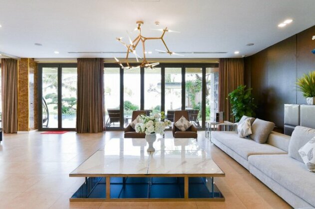 THE FIVE - 1BR Apartment 406- Ocean Villa Da Nang - Photo2