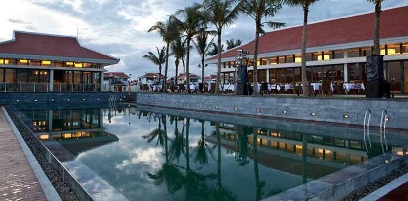 The Yacht Villa - Photo2