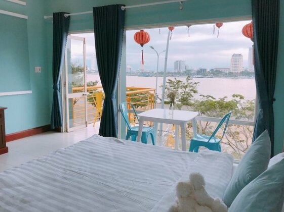 Trip House Hostel & Bistro - Photo2