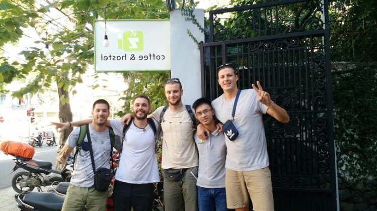 Zi Coffee & Hostel - Photo5