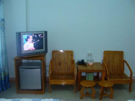 Duong Sat Quang Binh Hotel - Photo3
