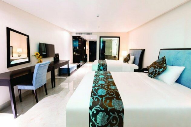 Royal Quang Binh Hotel - Photo2