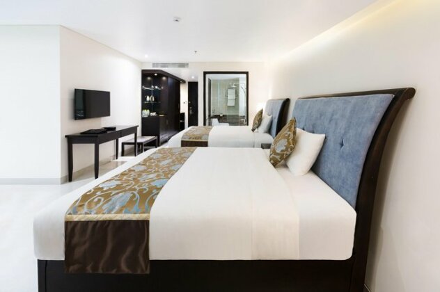 Royal Quang Binh Hotel - Photo5