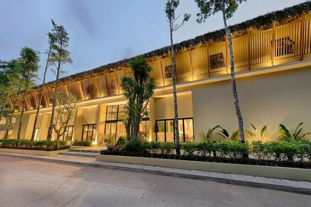 9 Station Hostel