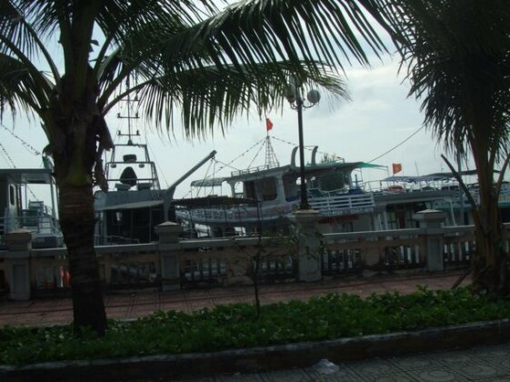 Hong Tuyet - Photo3