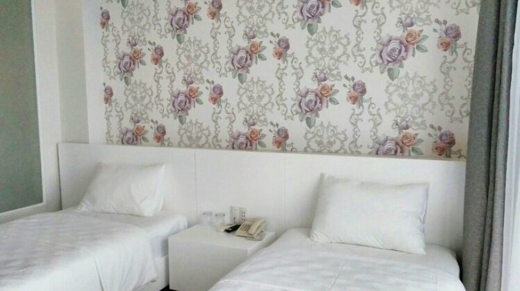 Nipola Hotel - Photo3