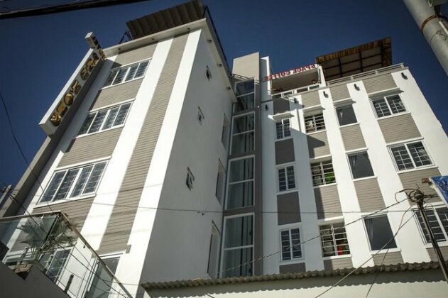 Phu Hong Hotel