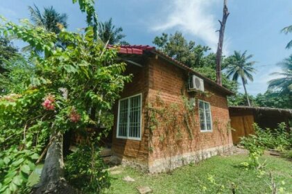 Phu Quoc Sen Lodge Bungalow Village