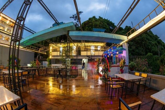 Bamboo Hotel & Apartments - Photo5