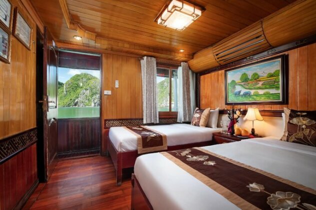 Cozy Bay Cruise - Photo2